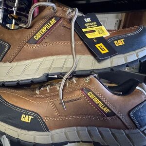 Caterpillar Men's Tan and Black Sneakers